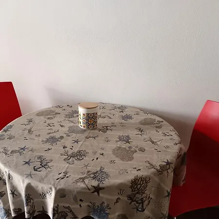 Appartamento Con Terrazzo Privato E Netflix Cagliari Exterior foto