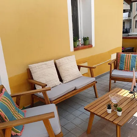 Appartamento Con Terrazzo Privato E Netflix Cagliari Exterior foto